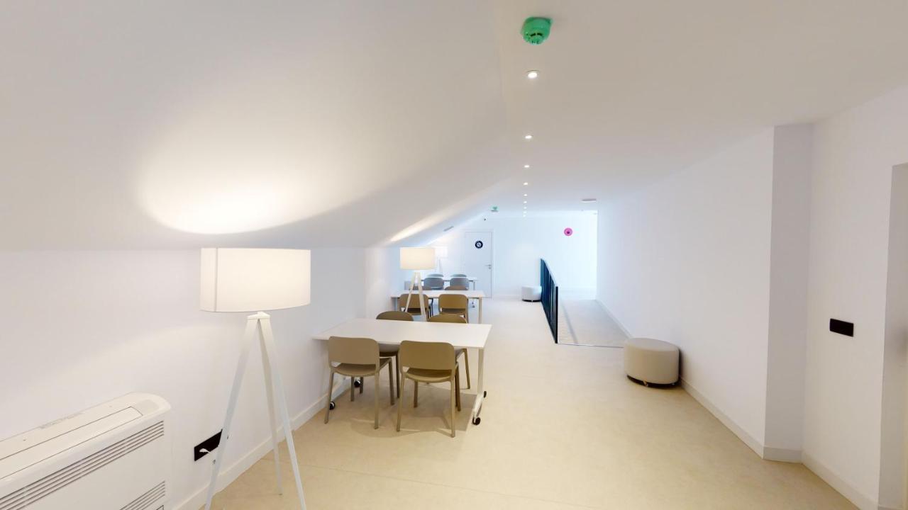 Residencia Universitaria Resa Malaga Centro エクステリア 写真